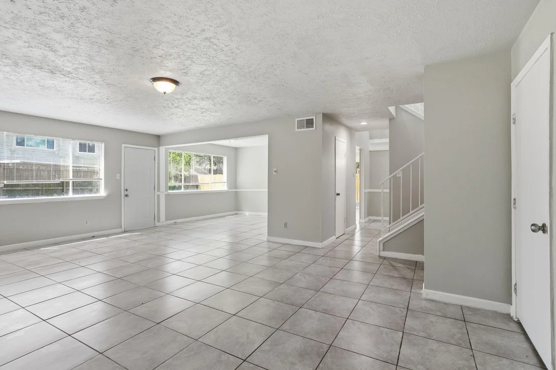 Photo of 2315 Hampton Road