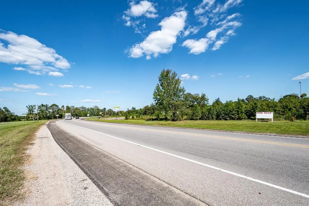 Photo of 16375 Highway 105