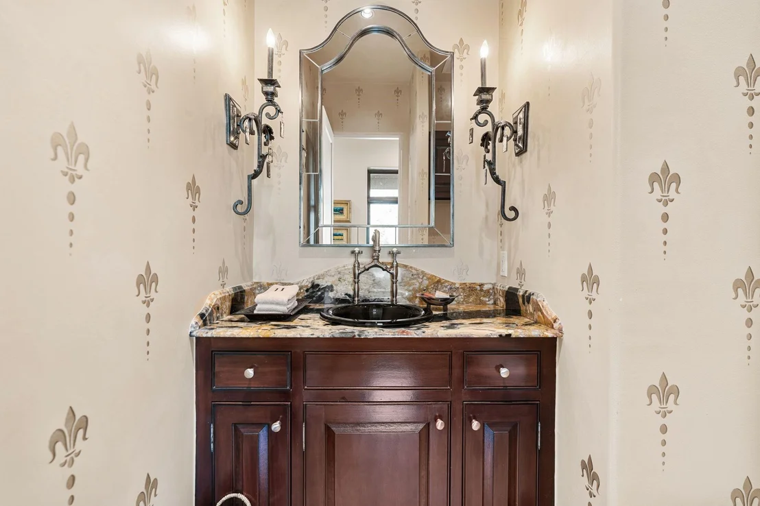 Photo of 354 Piney Point Road