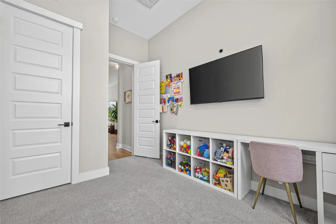 Photo of 3615 Cambridge Gate Lane