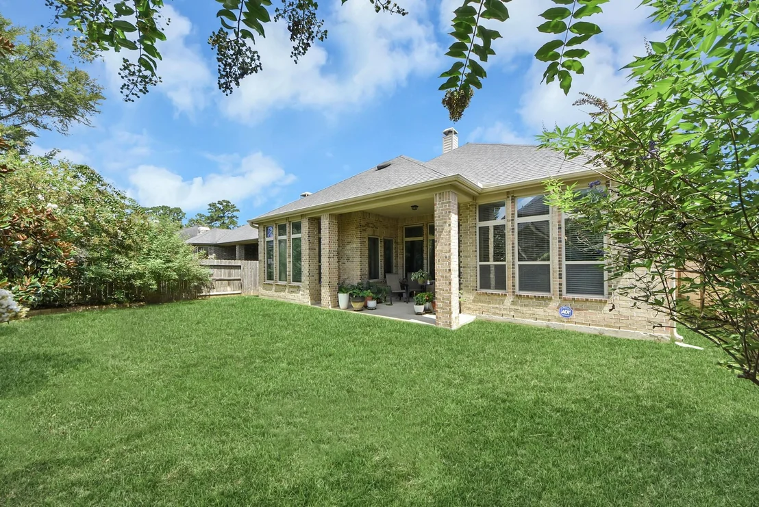 Photo of 8131 Black Percher Street