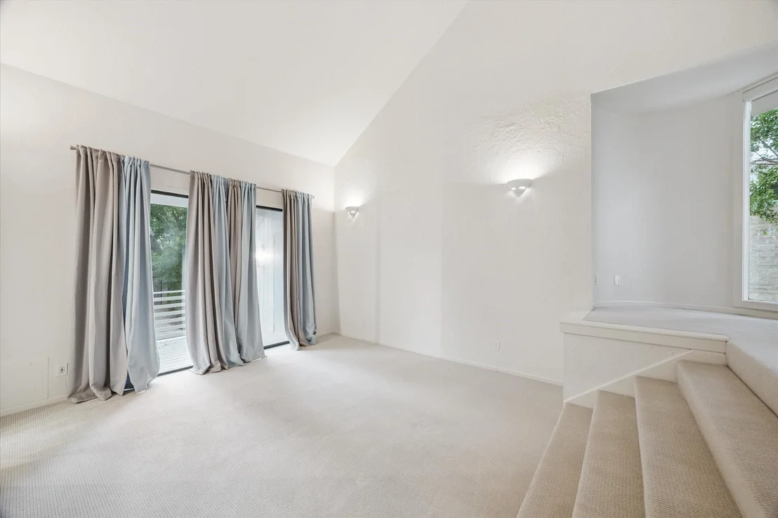 Photo of 88 Sugarberry Circle