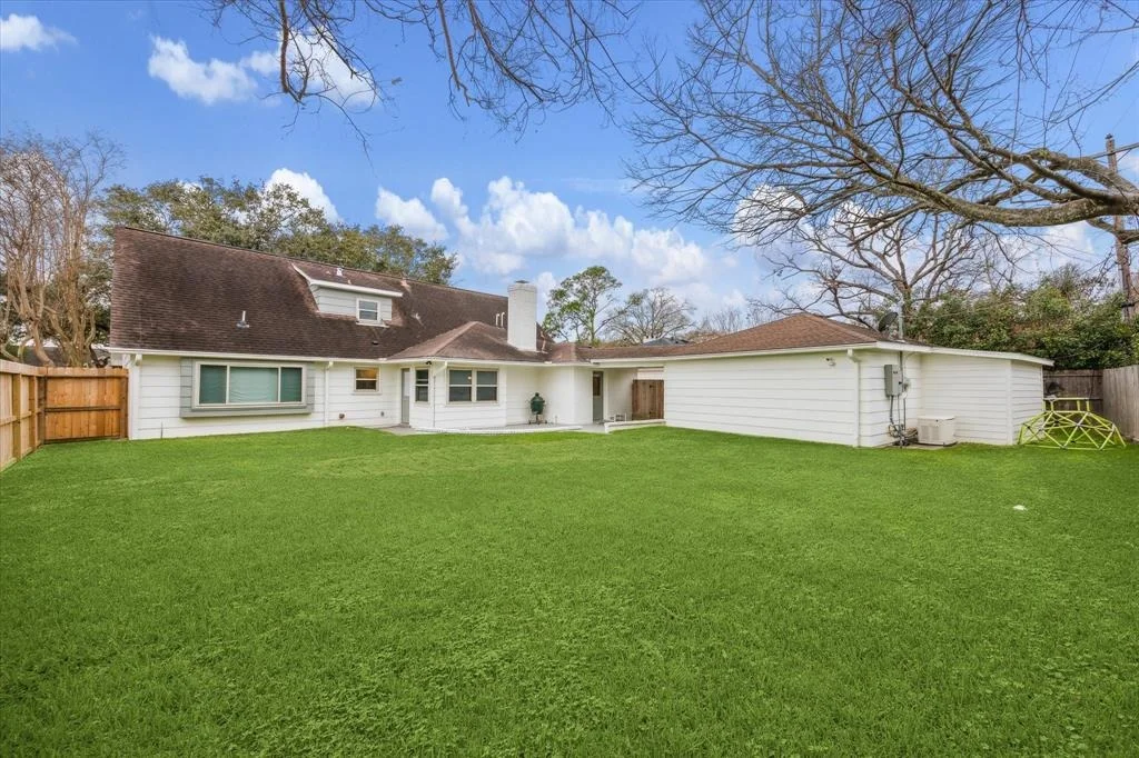 Photo of 7610 Windswept Lane