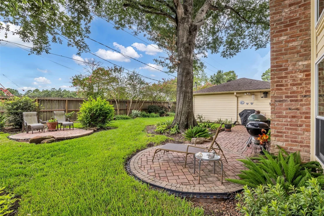 Photo of 18019 Shadow Valley Drive
