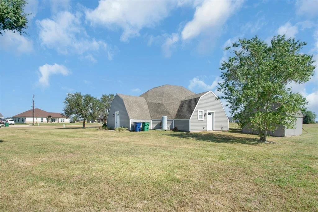 Photo of 907 Longhorn Trail