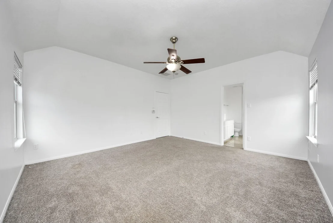Photo of 7238 Foxshadows Lane