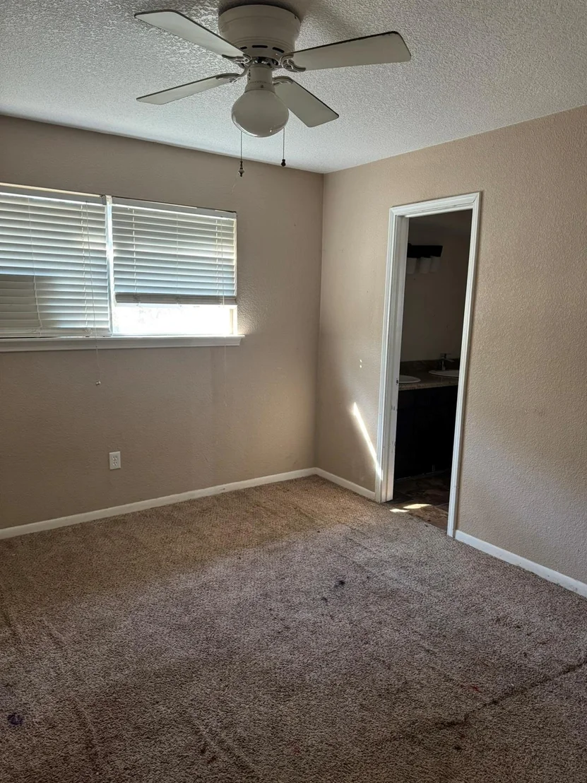 Photo of 612 Orangewood Drive
