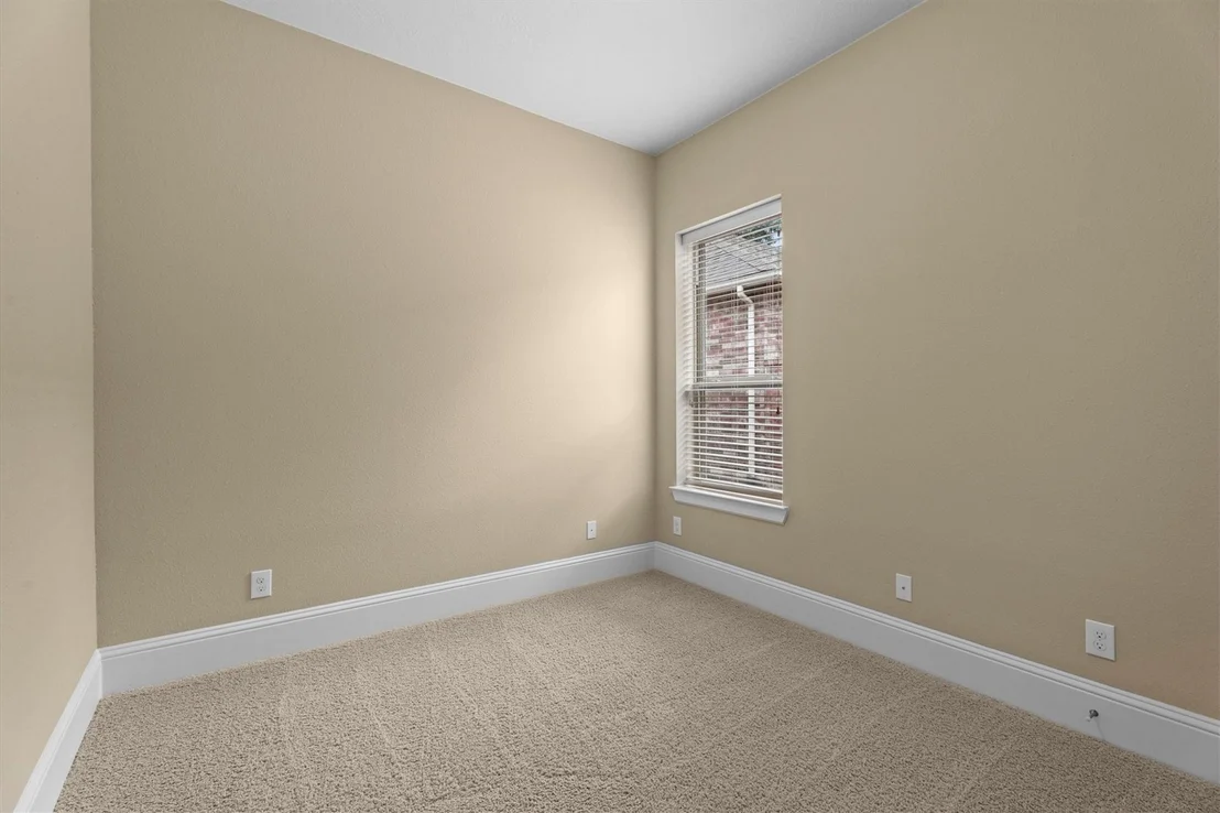 Photo of 8603 Crescent Valley Lane
