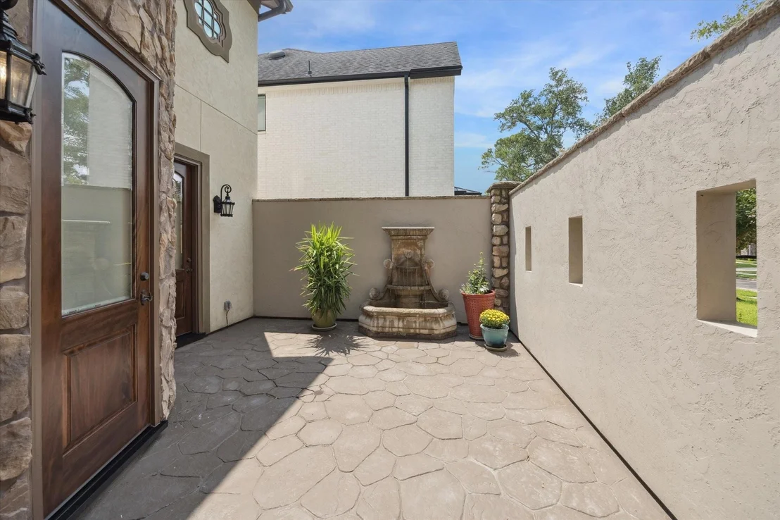 Photo of 422 Faust Lane