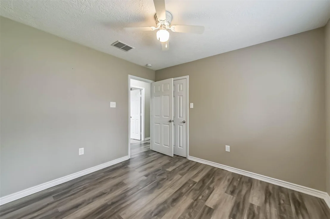 Photo of 7903 Parkglen Drive