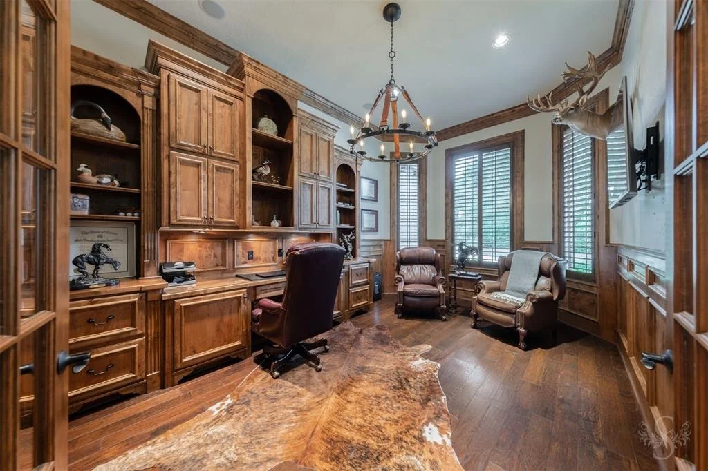 Photo of 4802 Hollowvine Lane