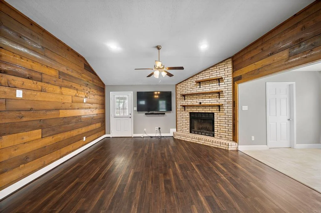 Photo of 1111 Robert Street