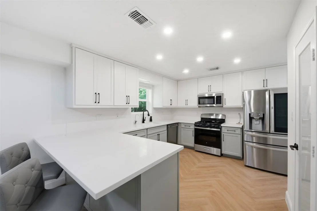 Photo of 710 Glen Haven Drive