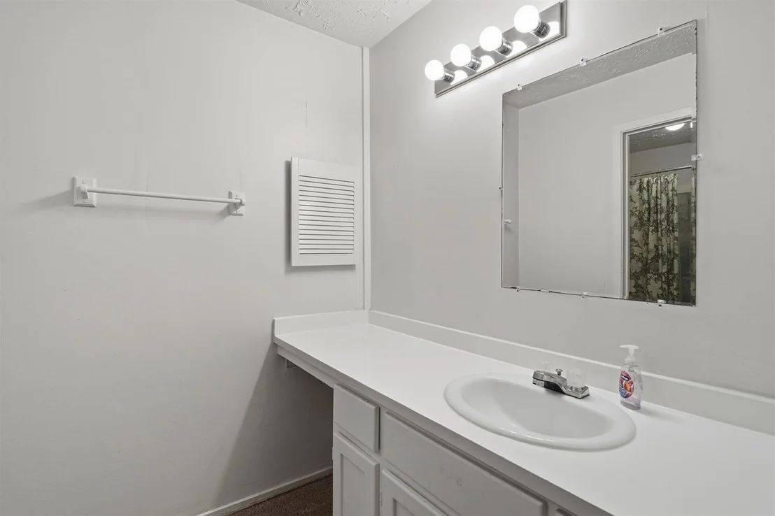 Photo of 16131 Highlander Drive