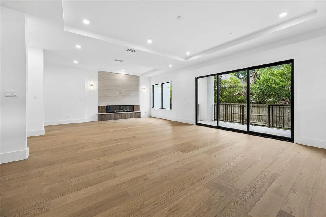 Photo of 4537 Larch Lane