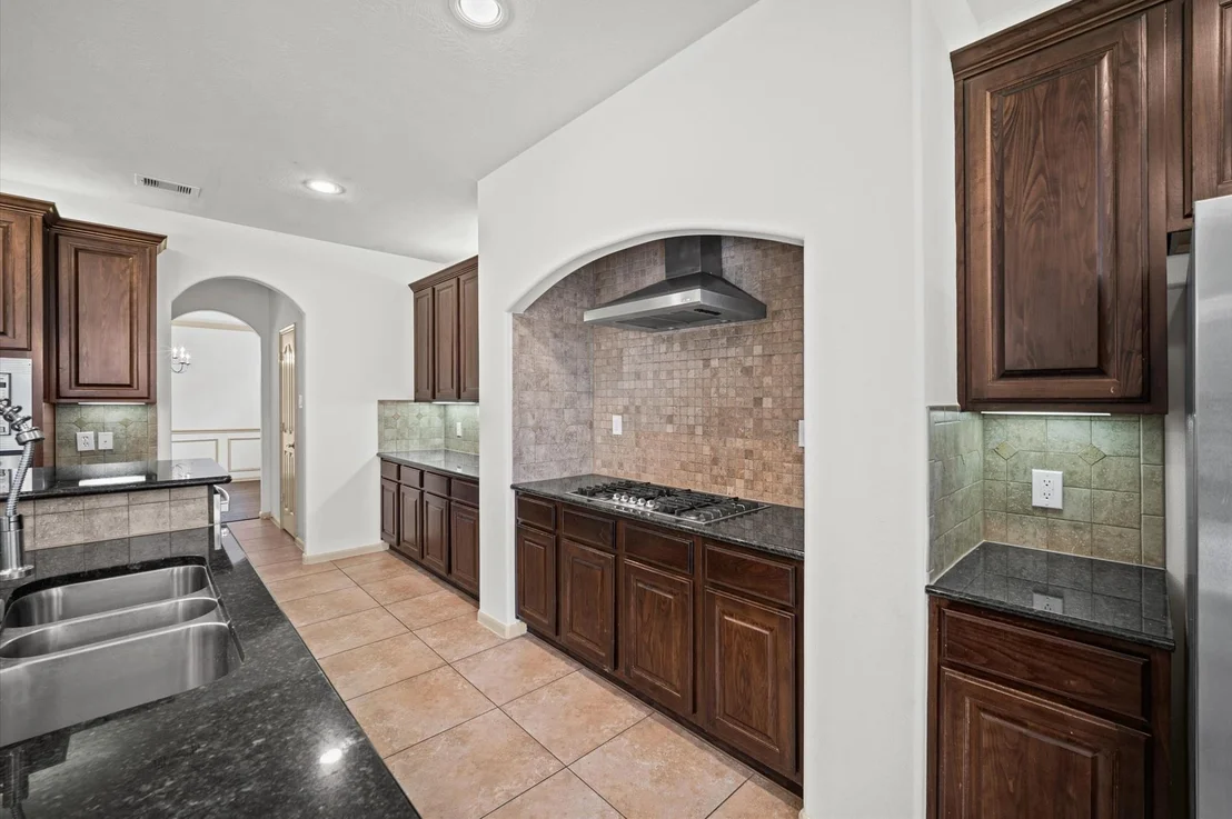 Photo of 21115 Knight Quest Drive
