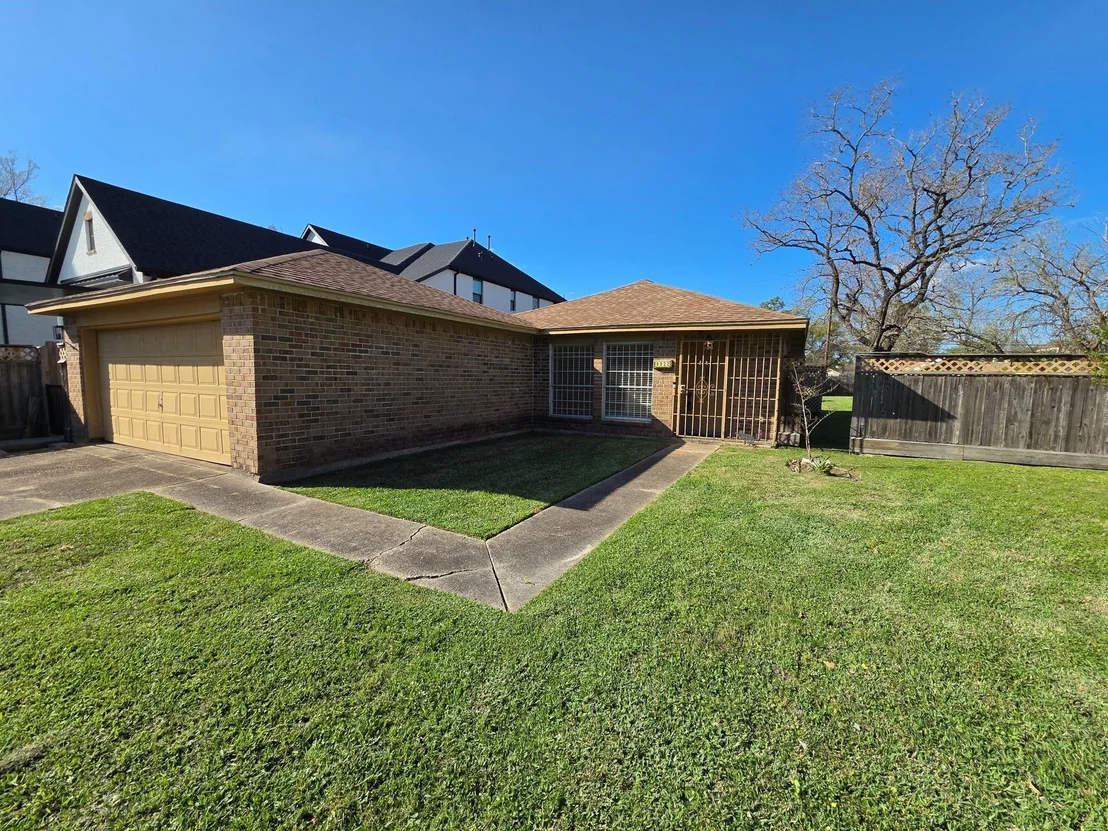 Photo of 8922 Carousel Lane