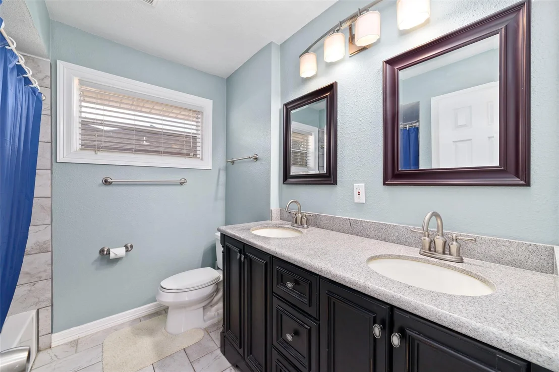 Photo of 11410 Endicott Lane
