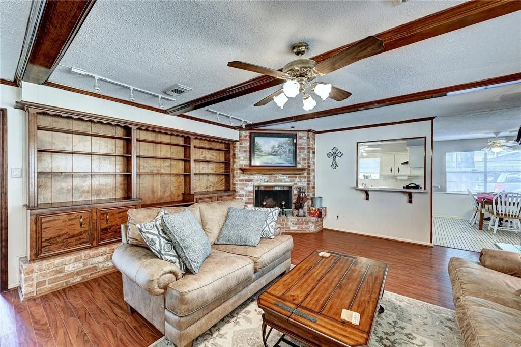 Photo of 5802 Foresthaven Drive