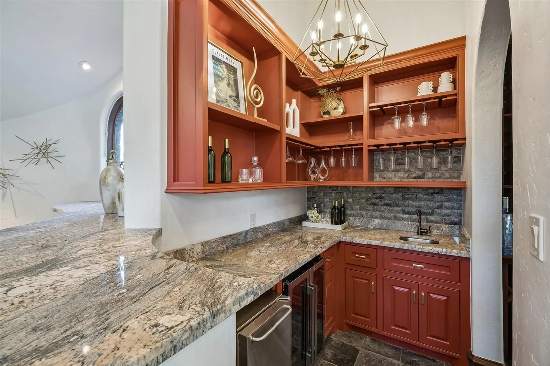Photo of 6 N Fazio Way