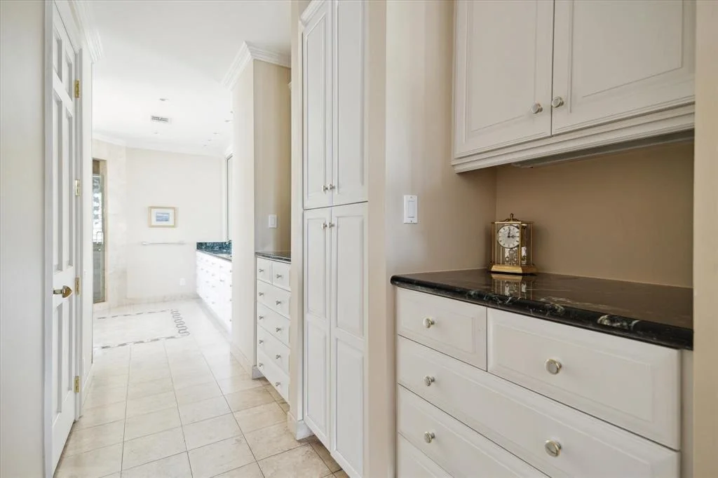 Photo of 6632 Brompton Road