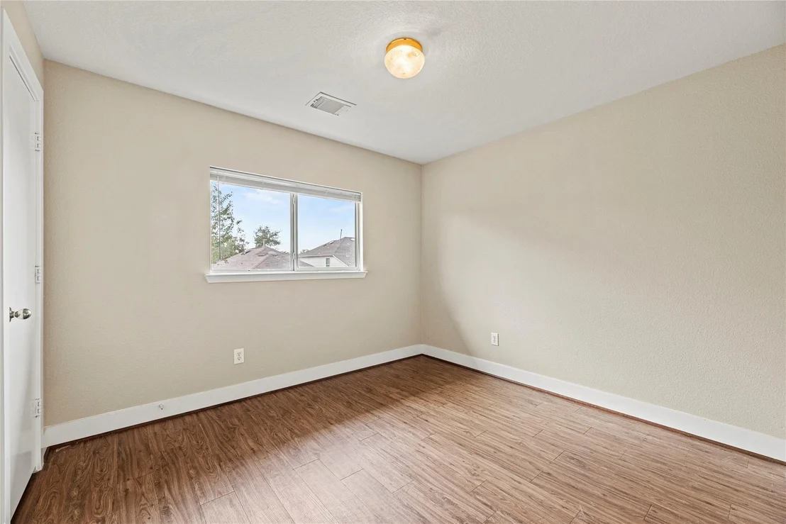 Photo of 5715 Silver Oak Drive