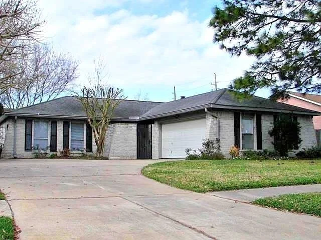 Photo of 310 Gentilly Drive