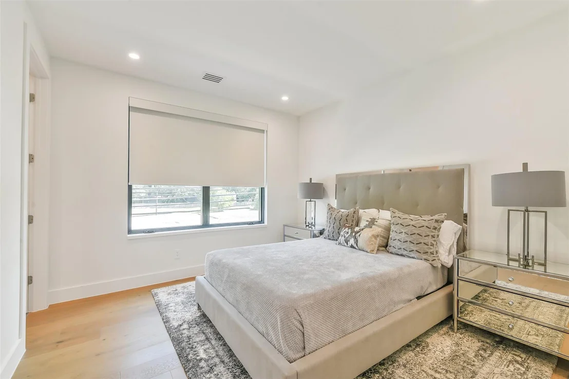 Photo of 3003 Virginia Street