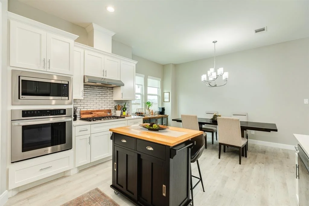 Photo of 9715 Highland Pointe Drive