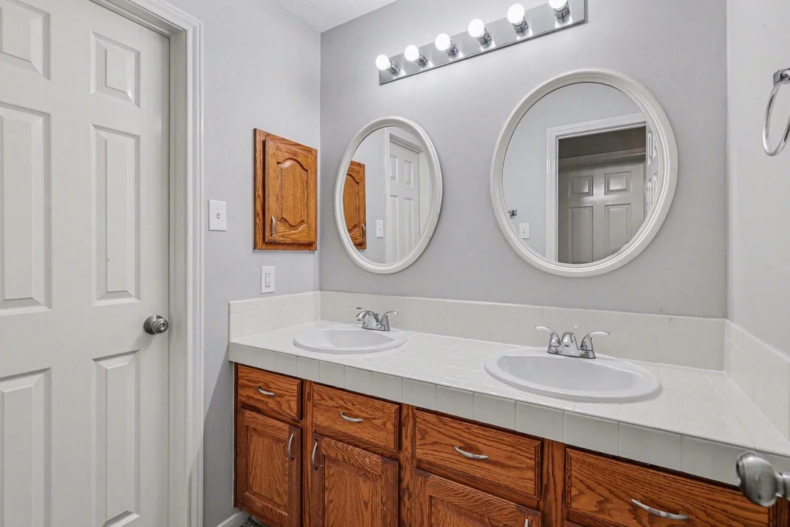 Photo of 215 Bristol Bend Circle