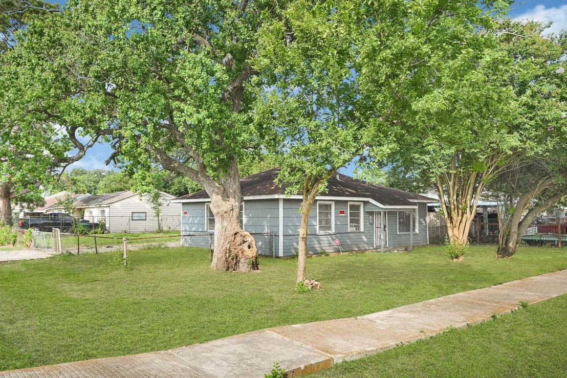 Photo of 3910 Ward Street