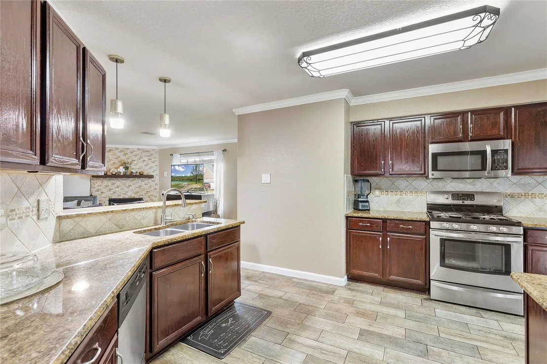 Photo of 11031 Bauer Elm Street