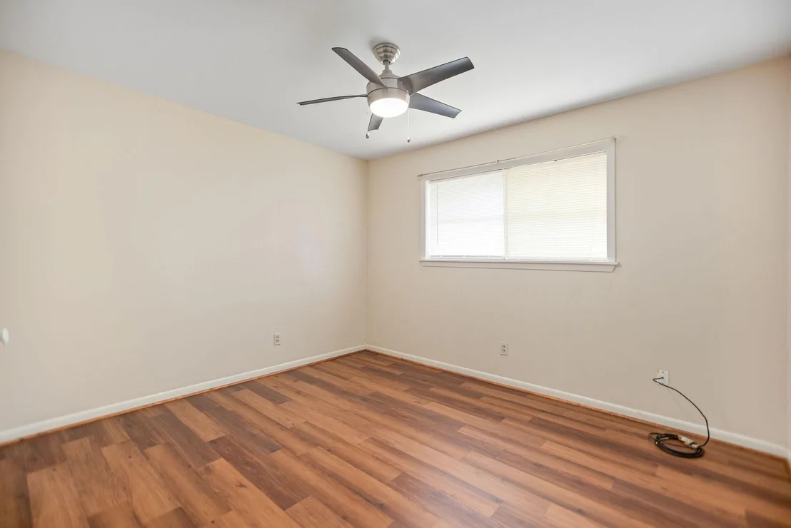 Photo of 1106 Brookhollow Drive