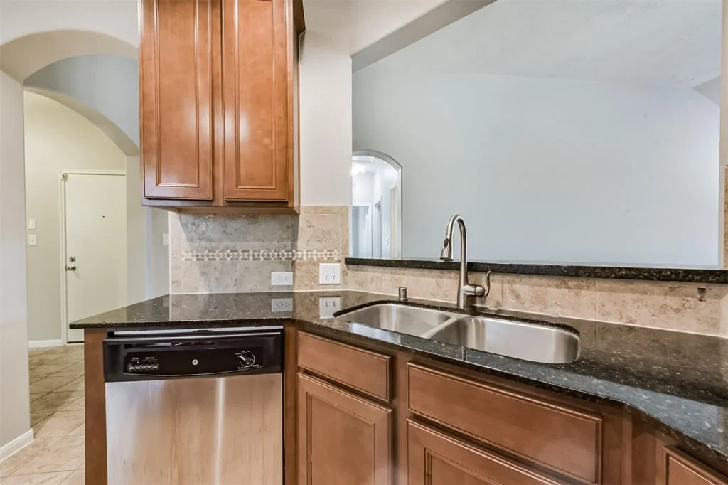 Photo of 5206 Lakota Trail
