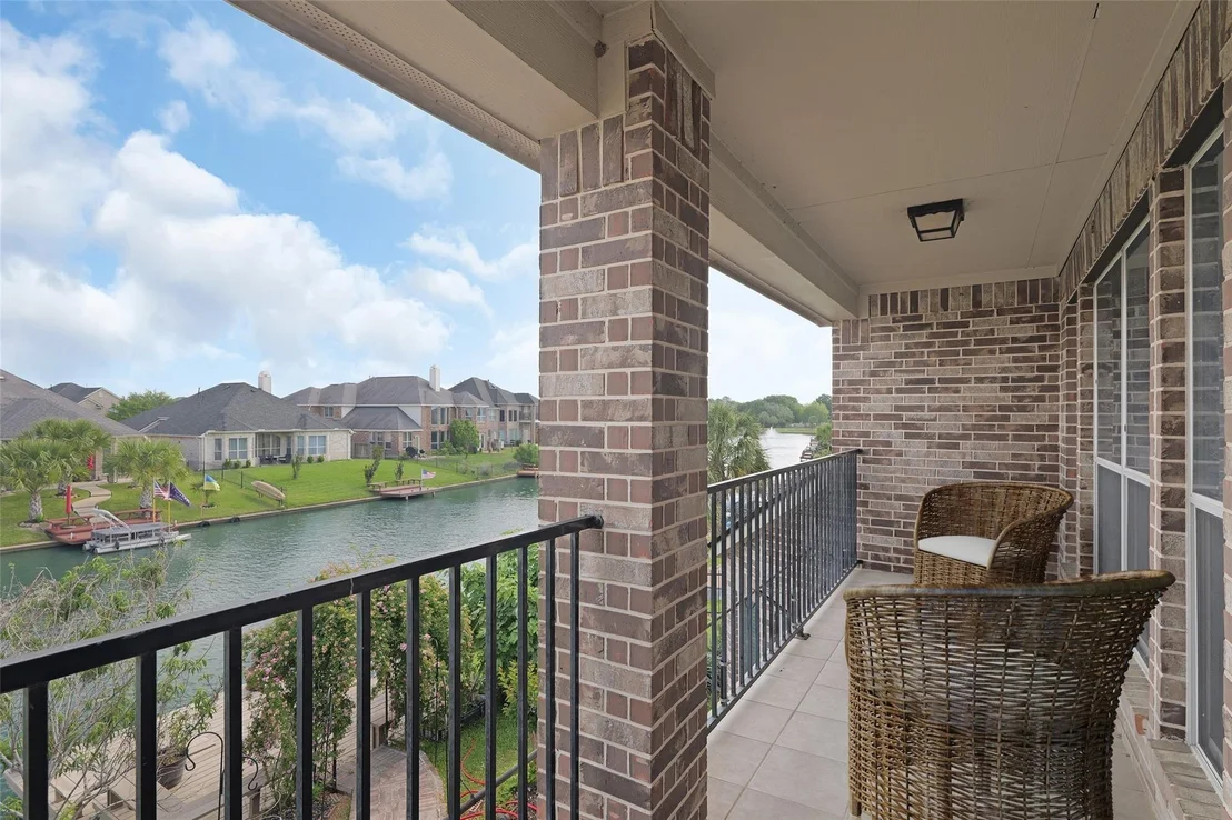 Photo of 17922 Harbour Bridge Point Drive