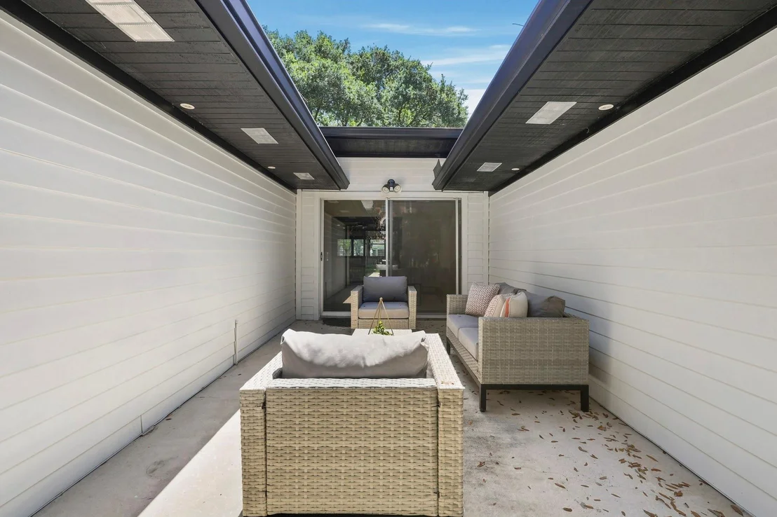 Photo of 2302 Chimney Rock Road