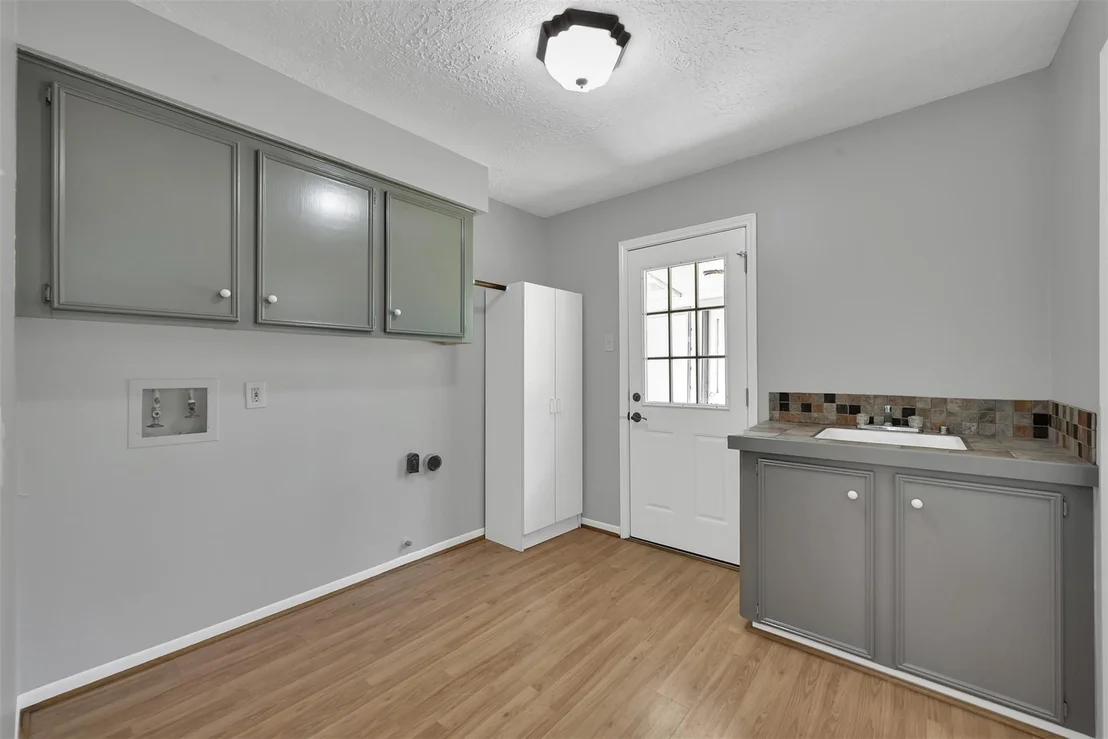 Photo of 27121 Wells Lane