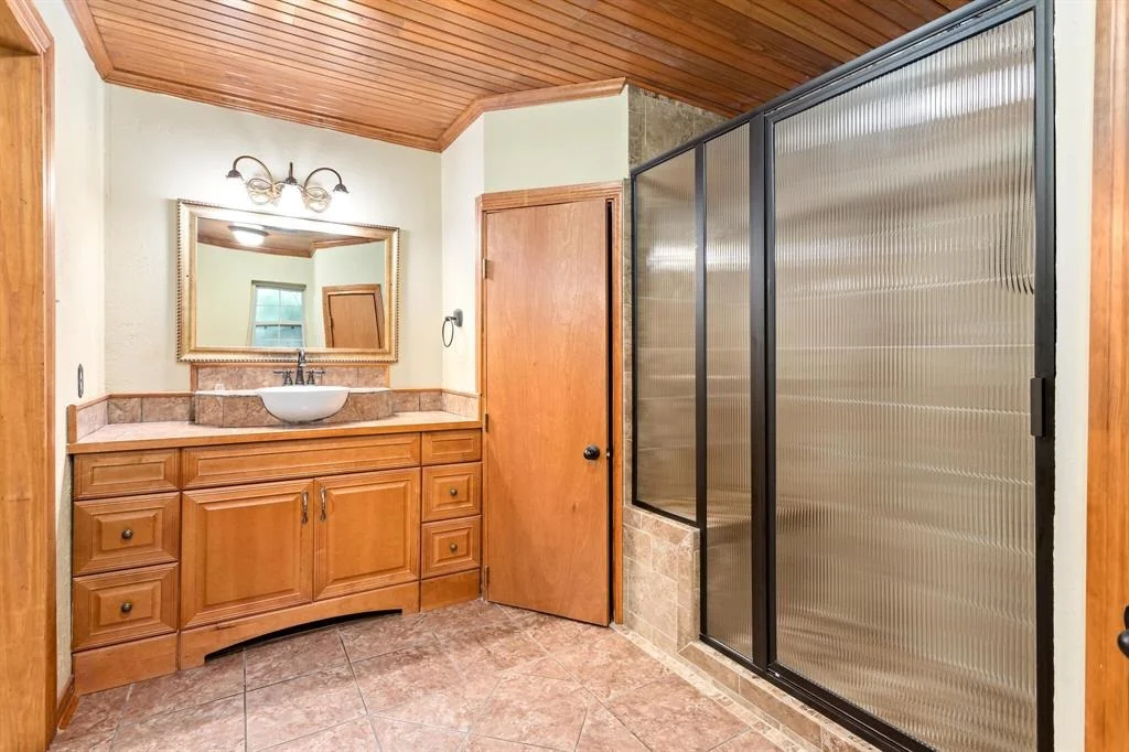Photo of 234 Meneley Road