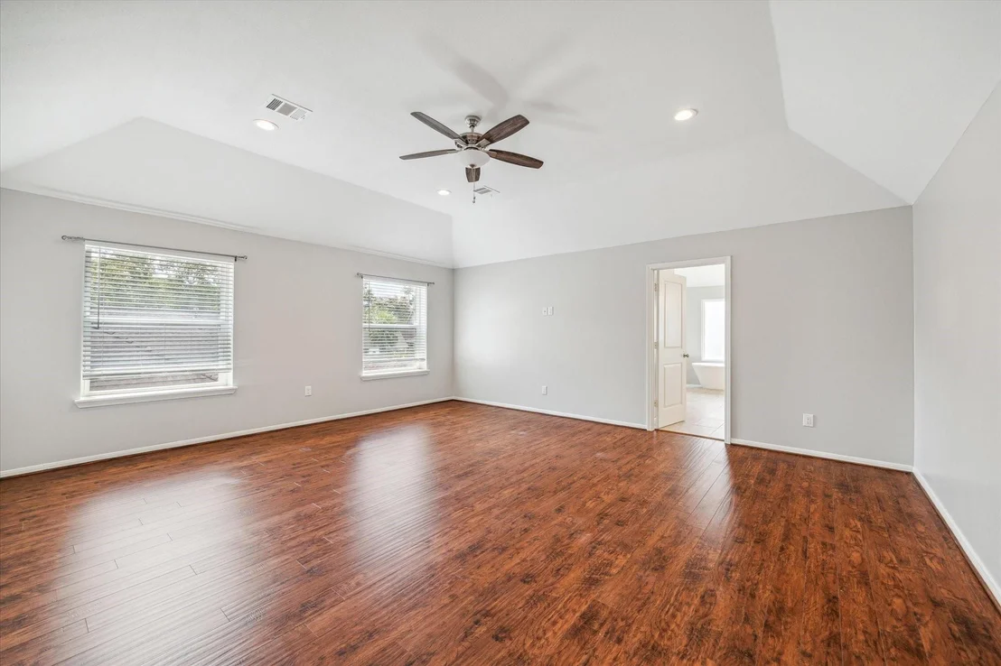 Photo of 6003 Ancient Oaks Drive
