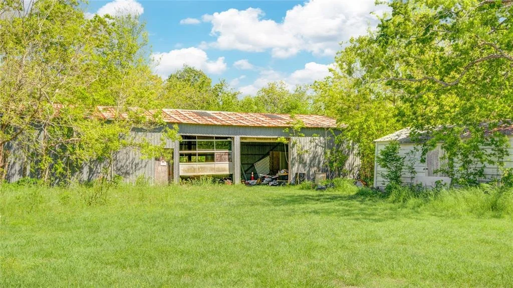 Photo of 238 East Phillips Road