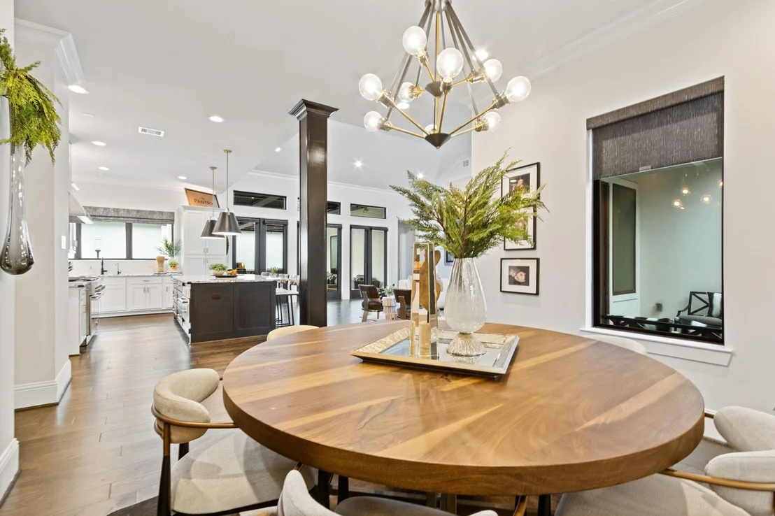 Photo of 18 Karsten Creek Court