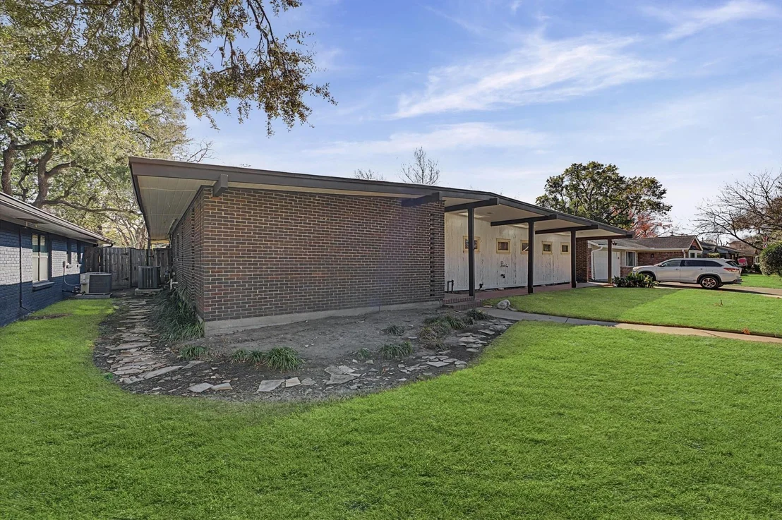 Photo of 9107 Timberside Drive