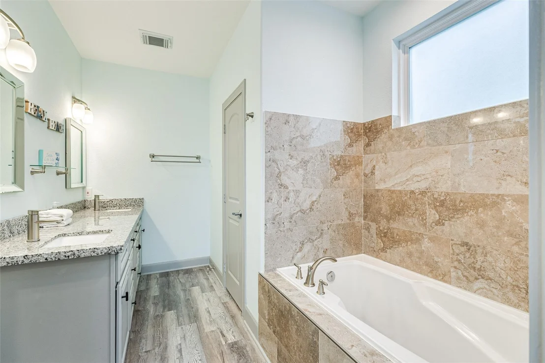 Photo of 13027 Jolly Roger Drive
