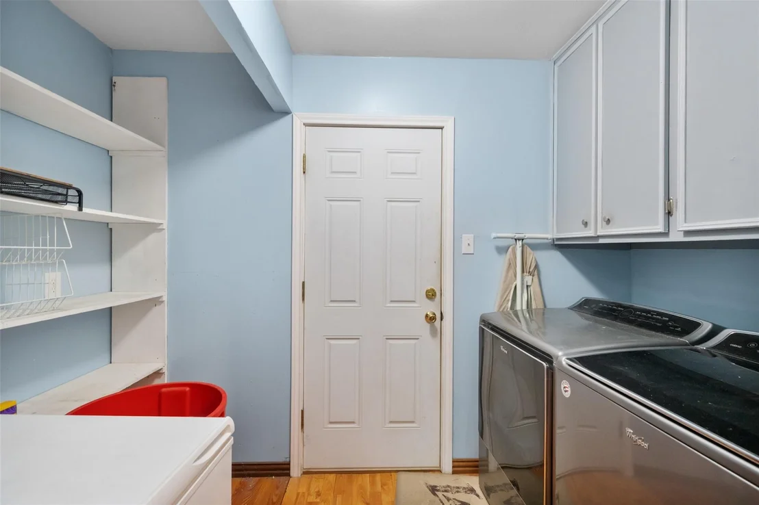 Photo of 242 Magnolia Drive
