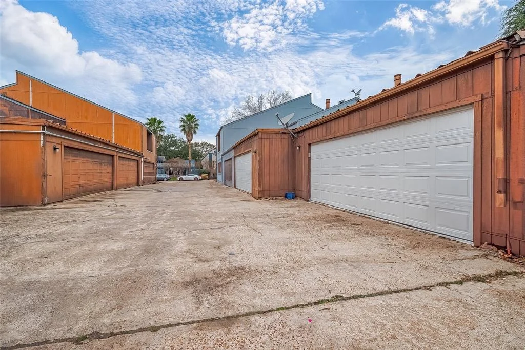 Photo of Unit E at 8311 Augustine Drive