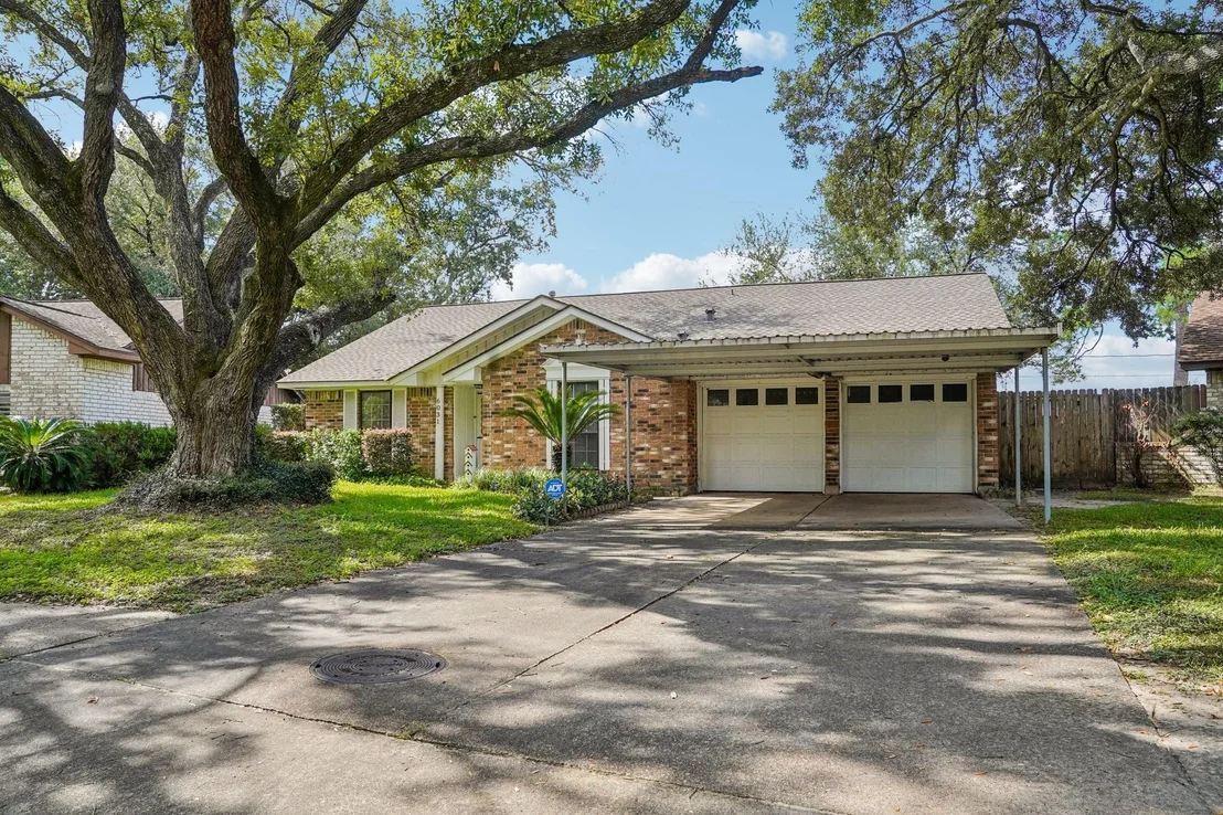 Photo of 6031 Viking Drive