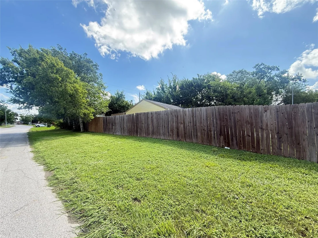 Photo of 5103 Northridge Drive