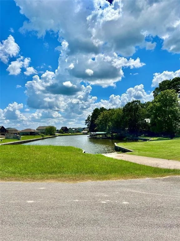 Photo of 7 Cypress Bend