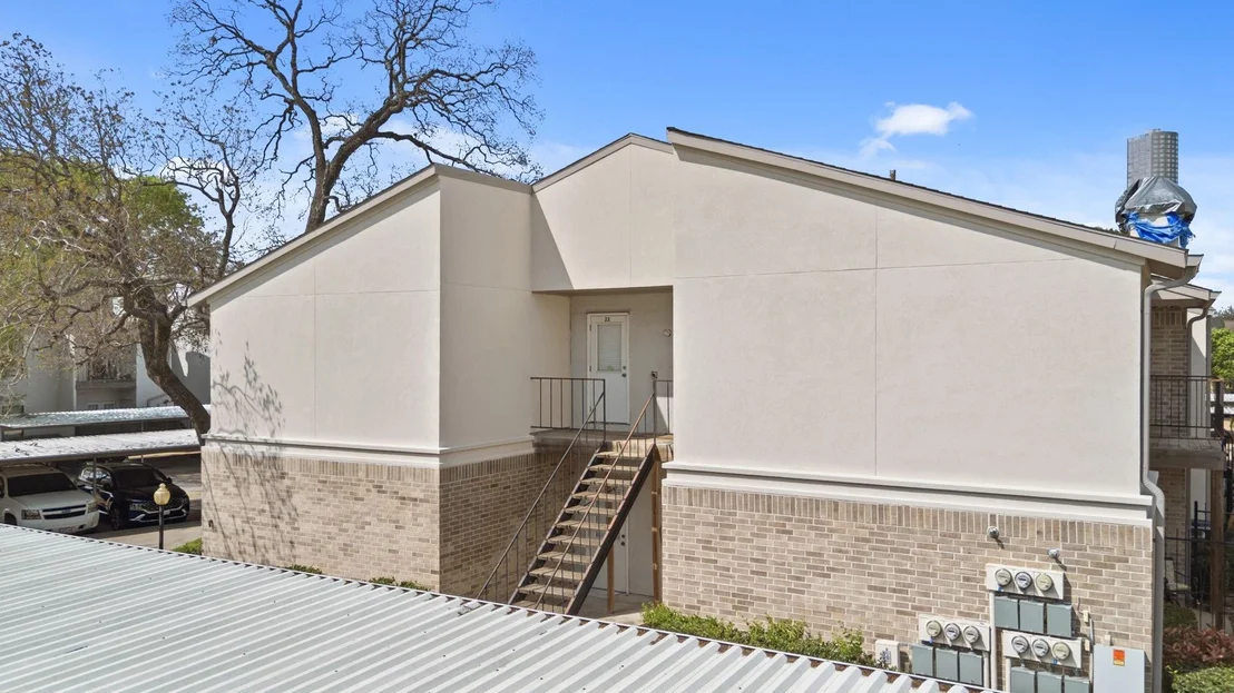 Photo of Unit 23 at 2425 Augusta Drive