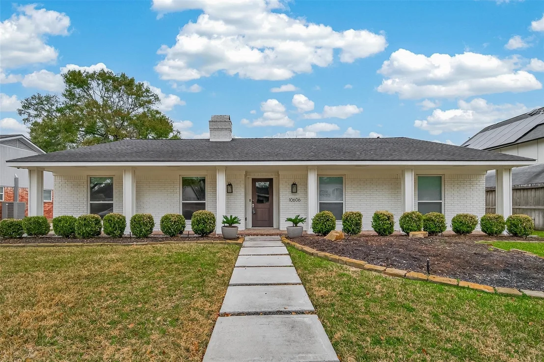 Photo of 10606 Riverview Drive